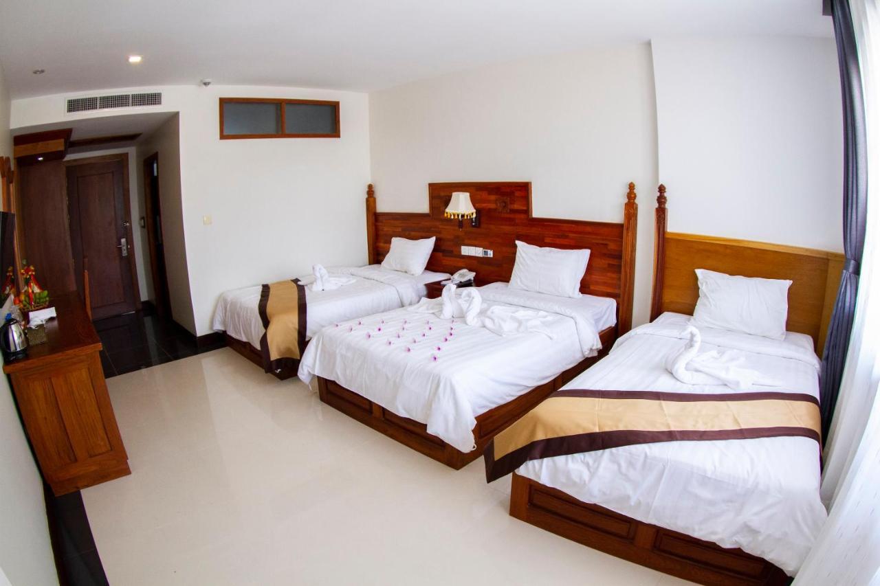 Kampong Thom Palace Hotel Luaran gambar