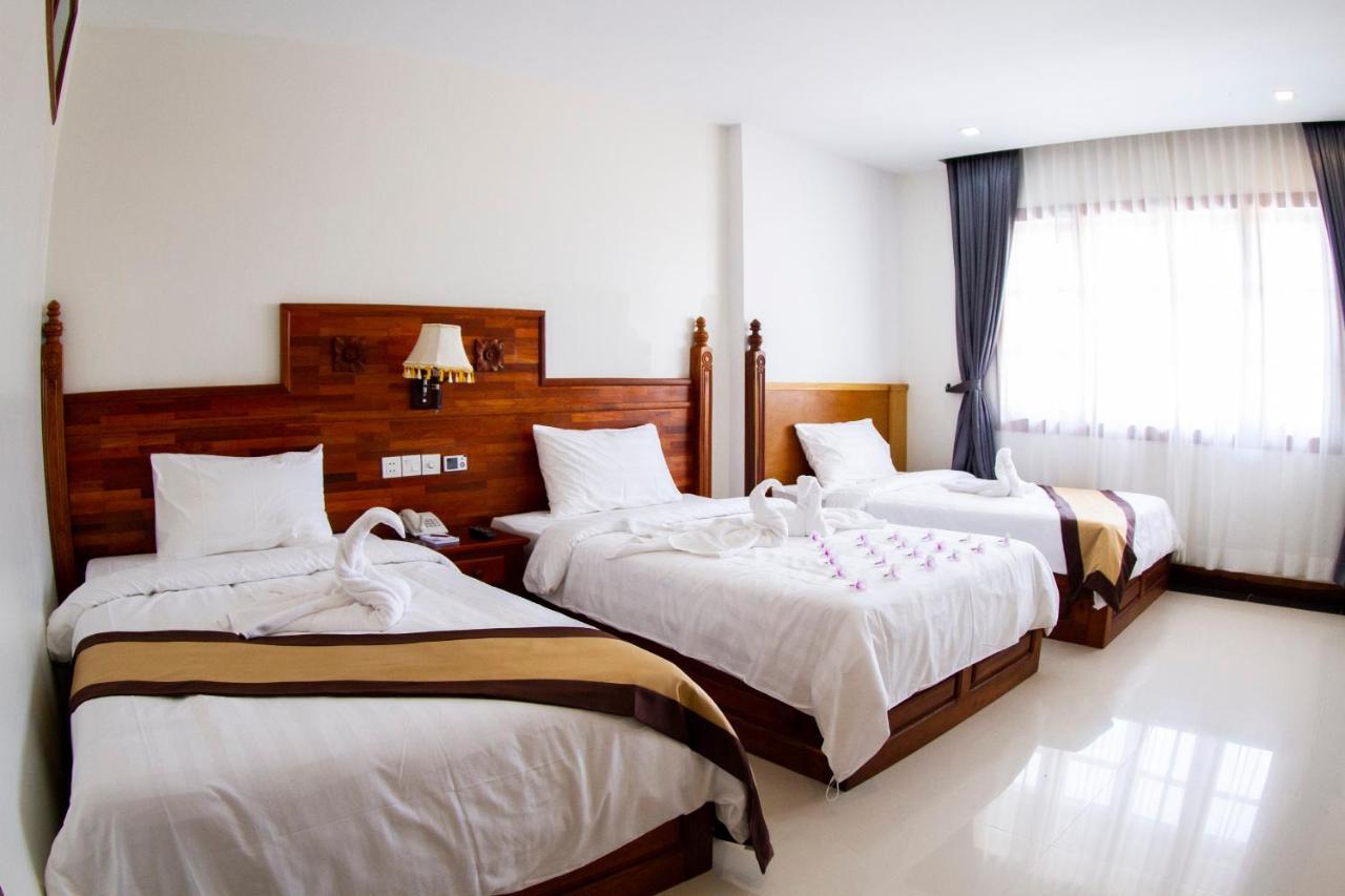 Kampong Thom Palace Hotel Luaran gambar