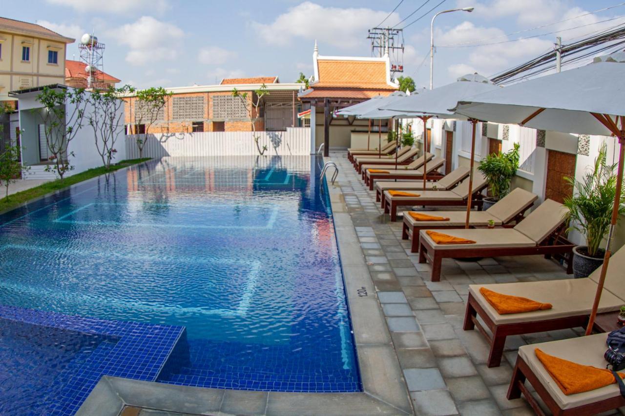 Kampong Thom Palace Hotel Luaran gambar